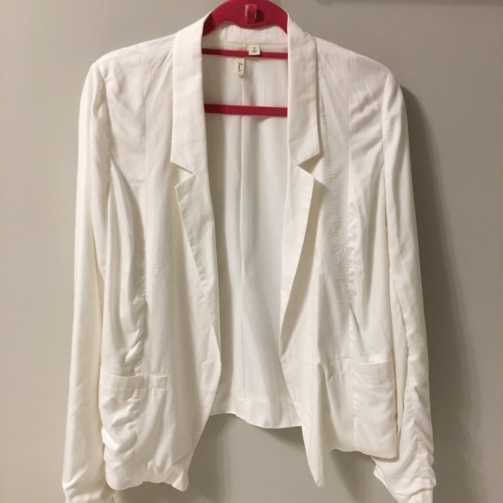 Frenchi white blazer